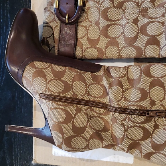 EUC Coach signature logo tall boot 6 - Picture 3 of 9